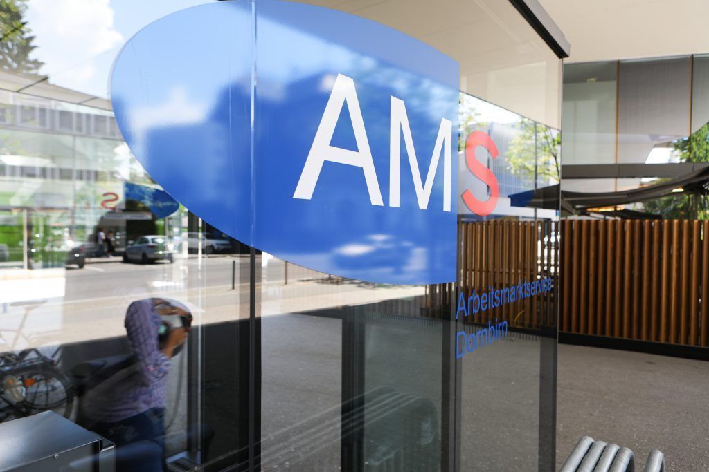 Gläubiger, Finanzamt, ÖGK und AMS betrogen