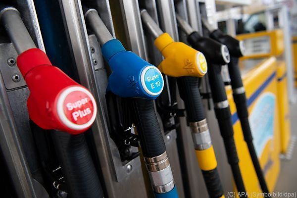 Billigere Treibstoffe drücken Inflation auf 0,7 Prozent