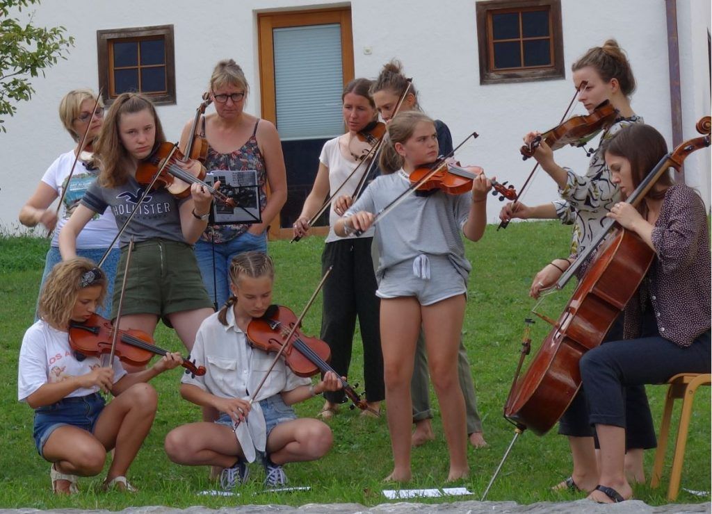 &#8220;Fiddle-School&#8221; lädt zum Musizieren