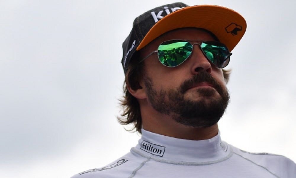 Alonso gibt im Renault Comeback