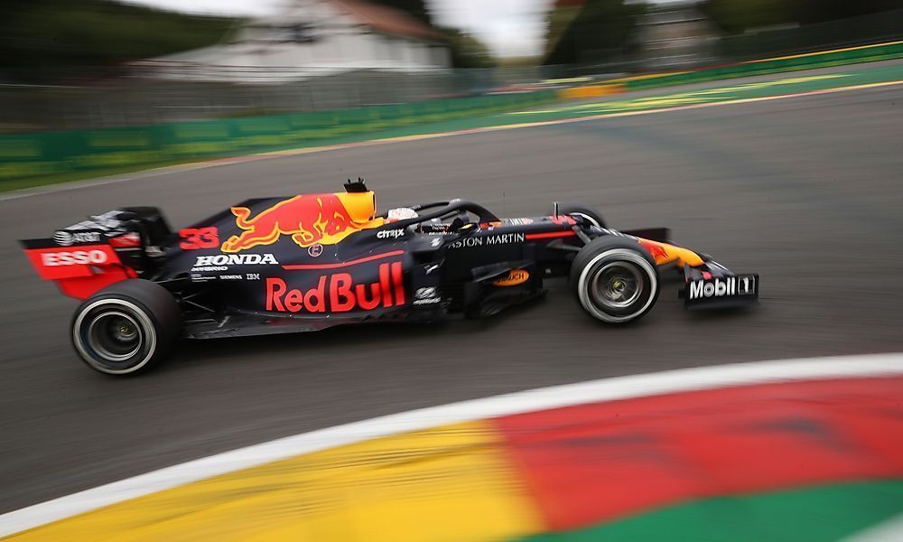 Red Bull mit neuem Frontflügel