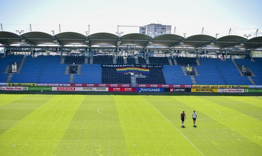 Nur Heimfans in Stadien erlaubt