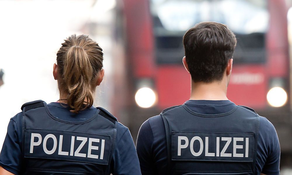 Betrunkener Wiener randalierte in Zug