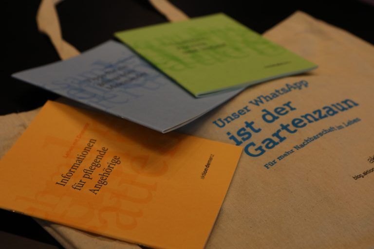 <span class="copyright">Klaus Hartinger</span>