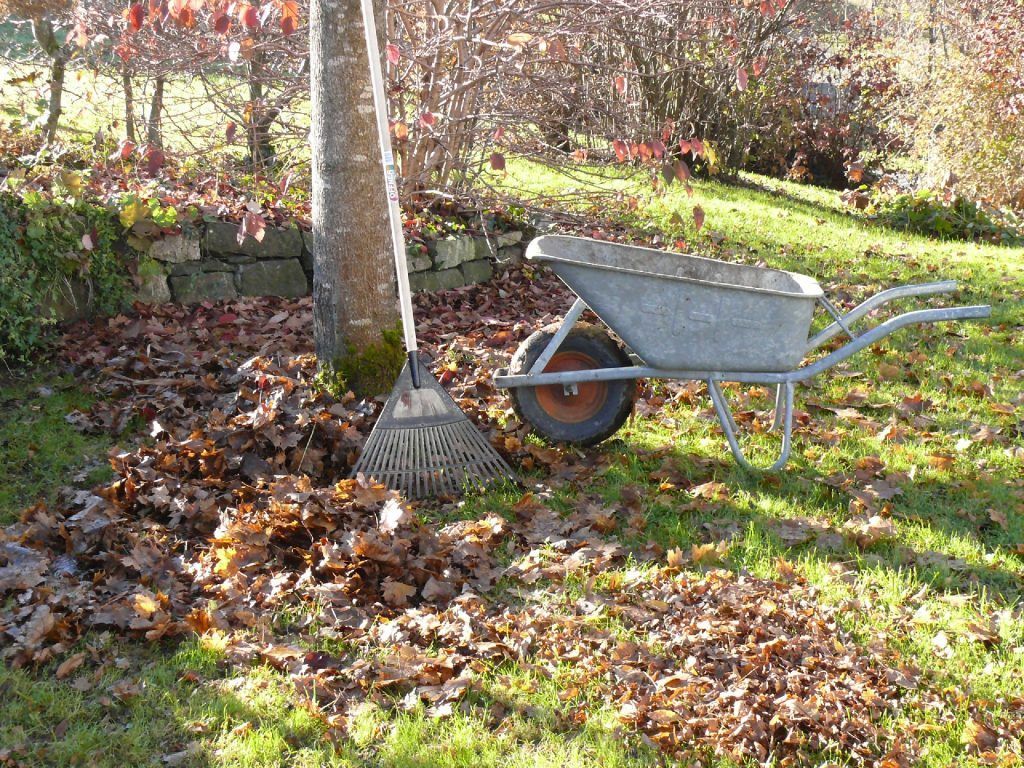 Recycling-Anlage im Garten