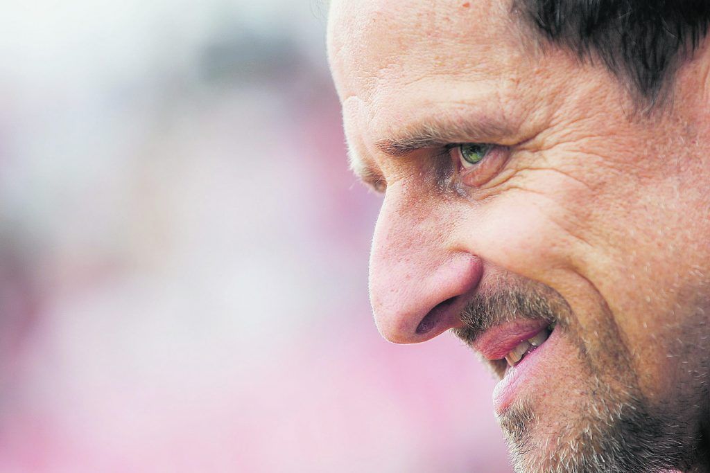 „17.000 im Stadion sangen die Hymne“