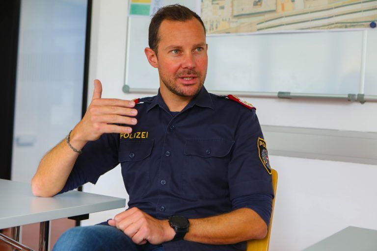 Fabian Marchetti, dienstführender Beamter in der Polizeiinspektion Feldkirch. <span class="copyright">Hartinger</span>