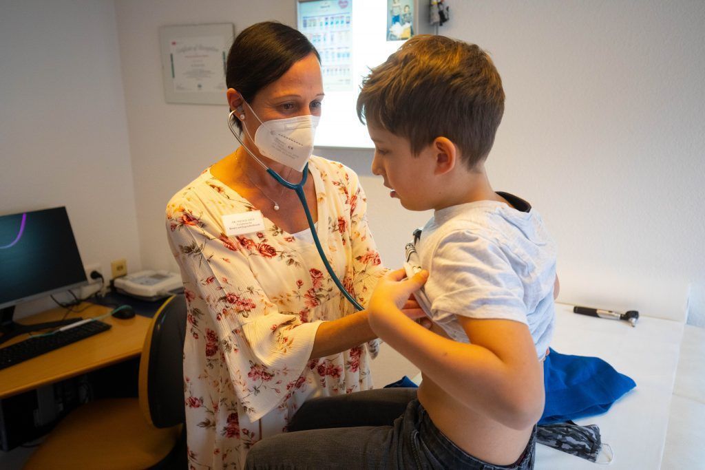 Kinderärztin allein auf weiter Flur