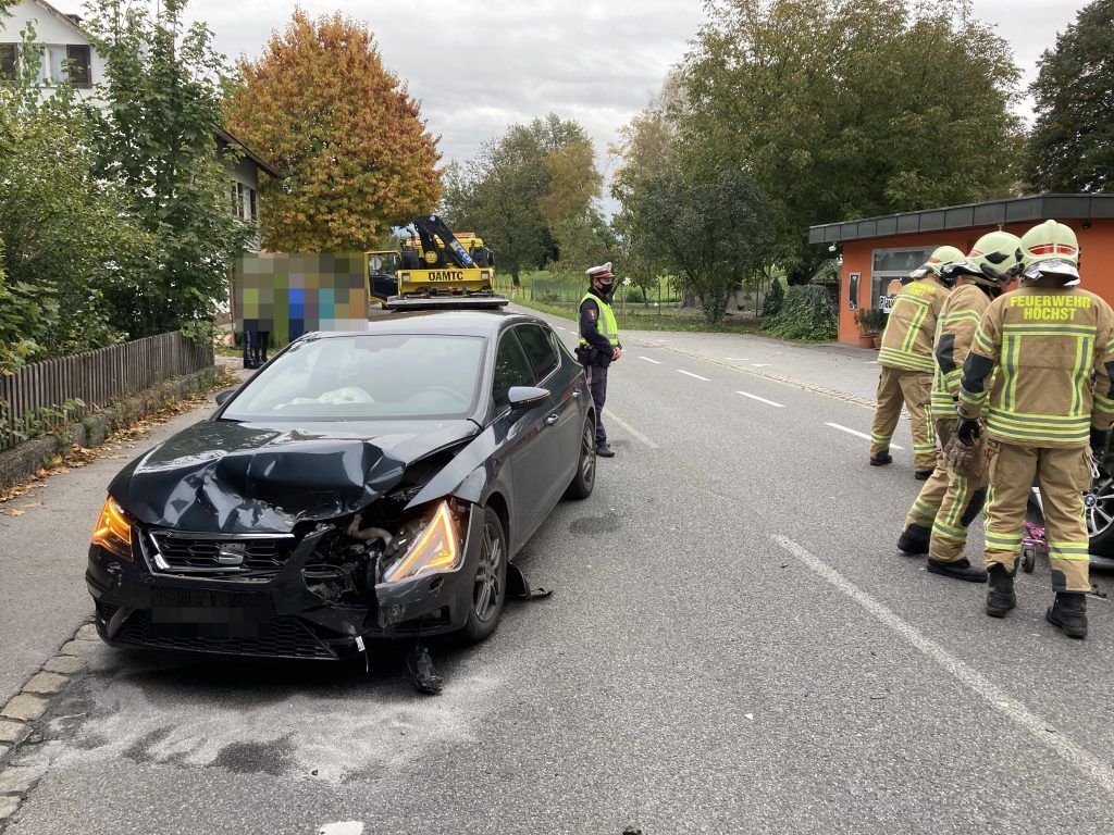 Höchst: Nach Unfall Blechschaden