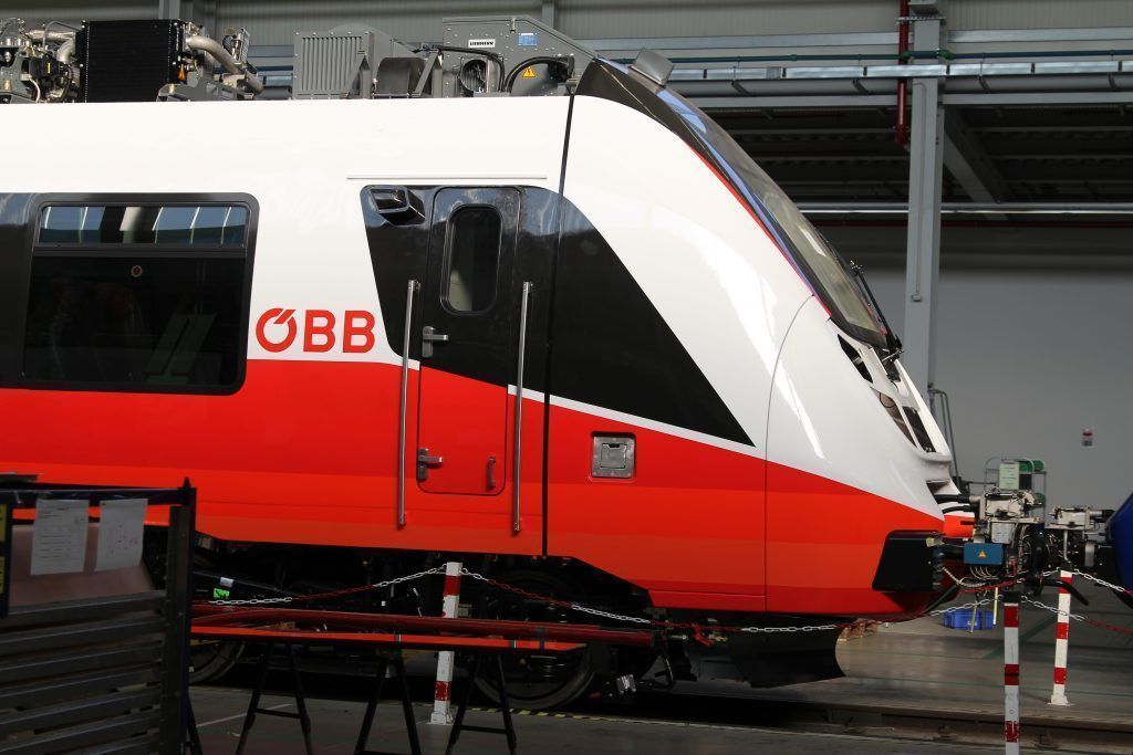 ÖBB-&#8220;Talent 3&#8221; in Vorarlberg auf Schiene