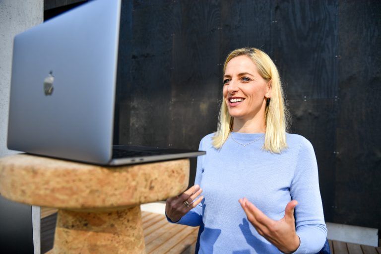 Ein guter Schlusssatz ist genauso wichtig wie ein guter Anfang, weiß Redetrainerin Heidi Winsauer. <span class="copyright">Oliver Lerch</span>