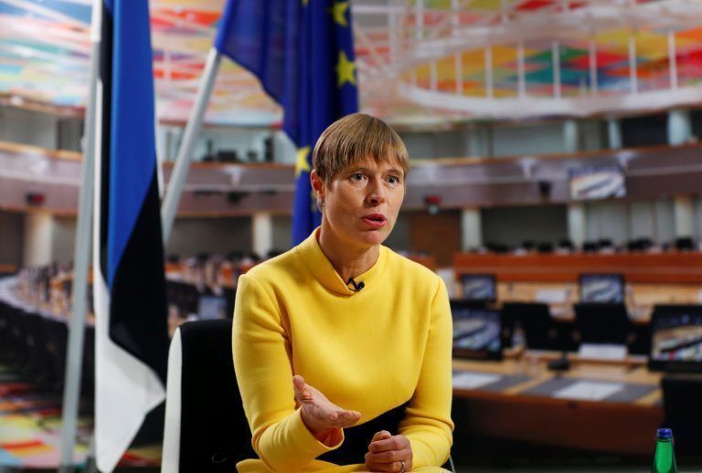 "Ich fühle mich derzeit gut und es gibt keine Symptome, die auf eine Erkrankung hindeuten", so Estlands Staatspräsidentin Kersti Kaljulaid. <span class="copyright">Reuters/FRANCOIS LENOIR</span>
