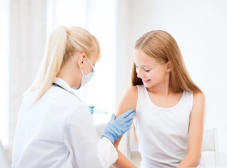 In diesem Jahr sind die Kinderimpfstoffe vom Bund ins Gratisimpfprogramm aufgenommen worden. <span class="copyright">Symbolbild/Shutterstock</span>