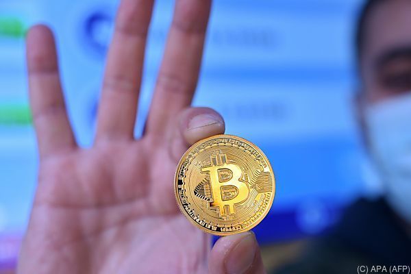 Bitcoin erstmals über 25.000 US-Dollar