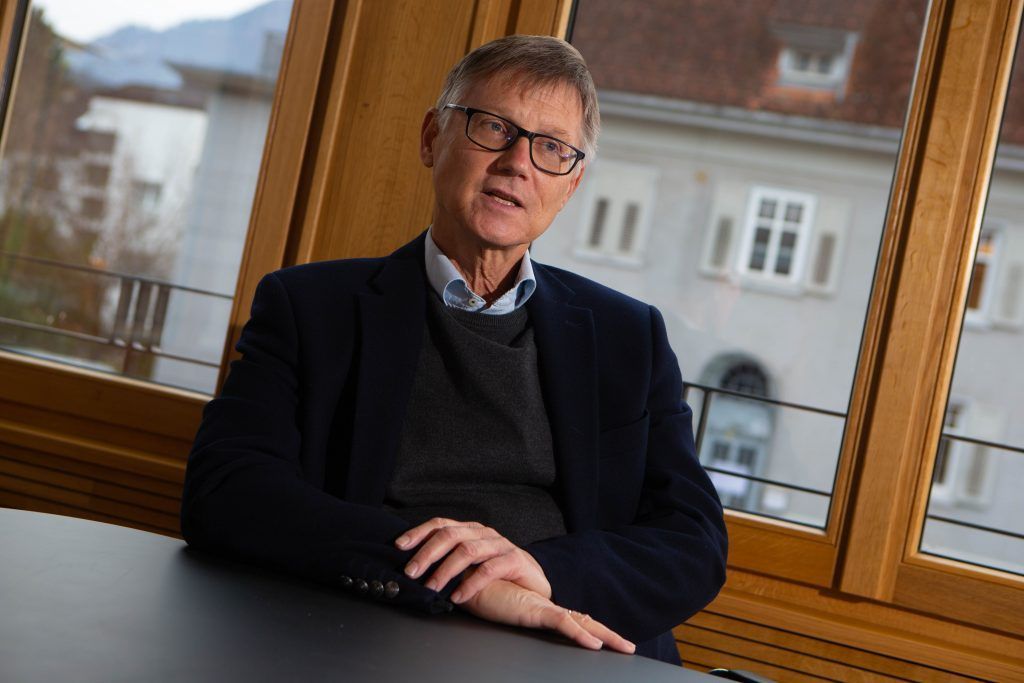 Hoffnung auf normales Leben im Herbst