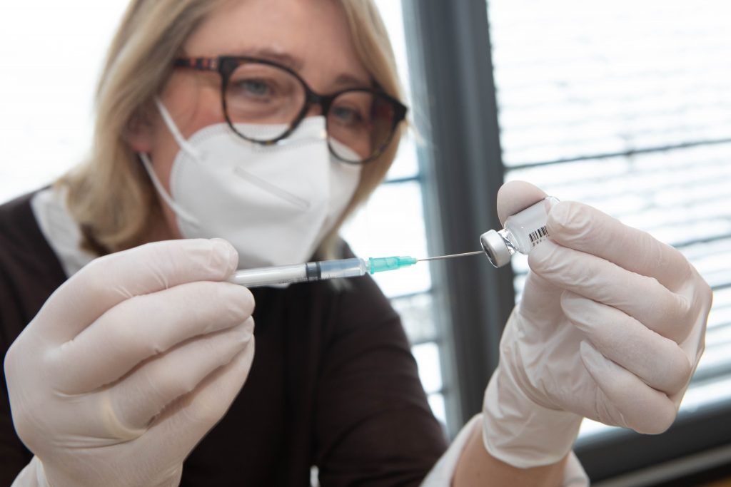 Trotz Impfungen immer noch Neuinfektionen