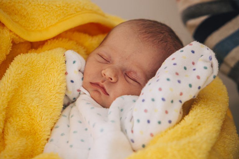 Martha ist das zweite Kind von Katharina und Pirmin. <span class="copyright">Mathis Fotografie GmbH</span>