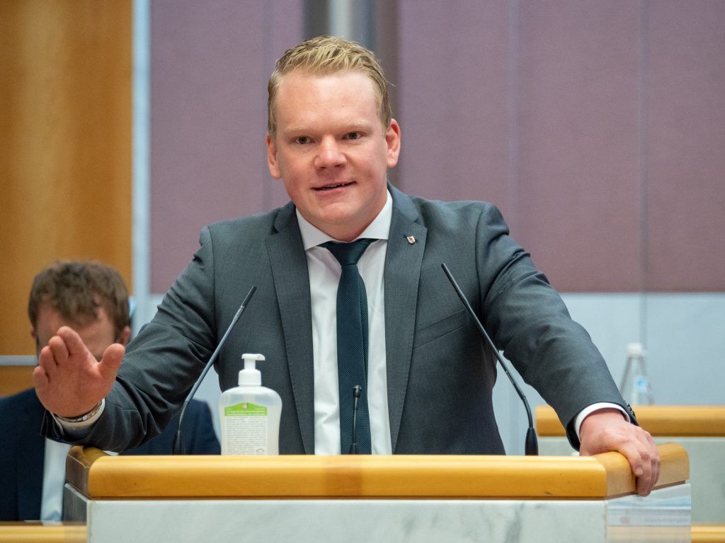 Bitschi fordert Ende des Lockdowns