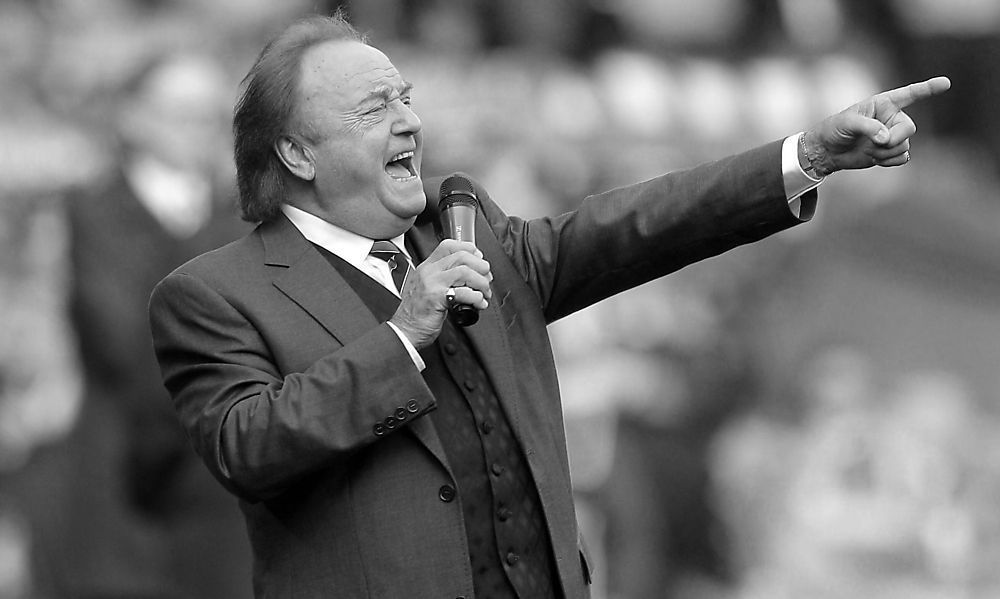 Trauer um Sänger von Fußball-Hymne