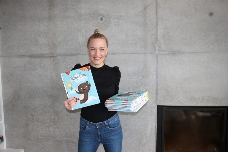 Die Lustenauerin Ingrid Hofer startet auch mit ihren Büchern durch. <span class="copyright">PRIVAT/HOFER</span>