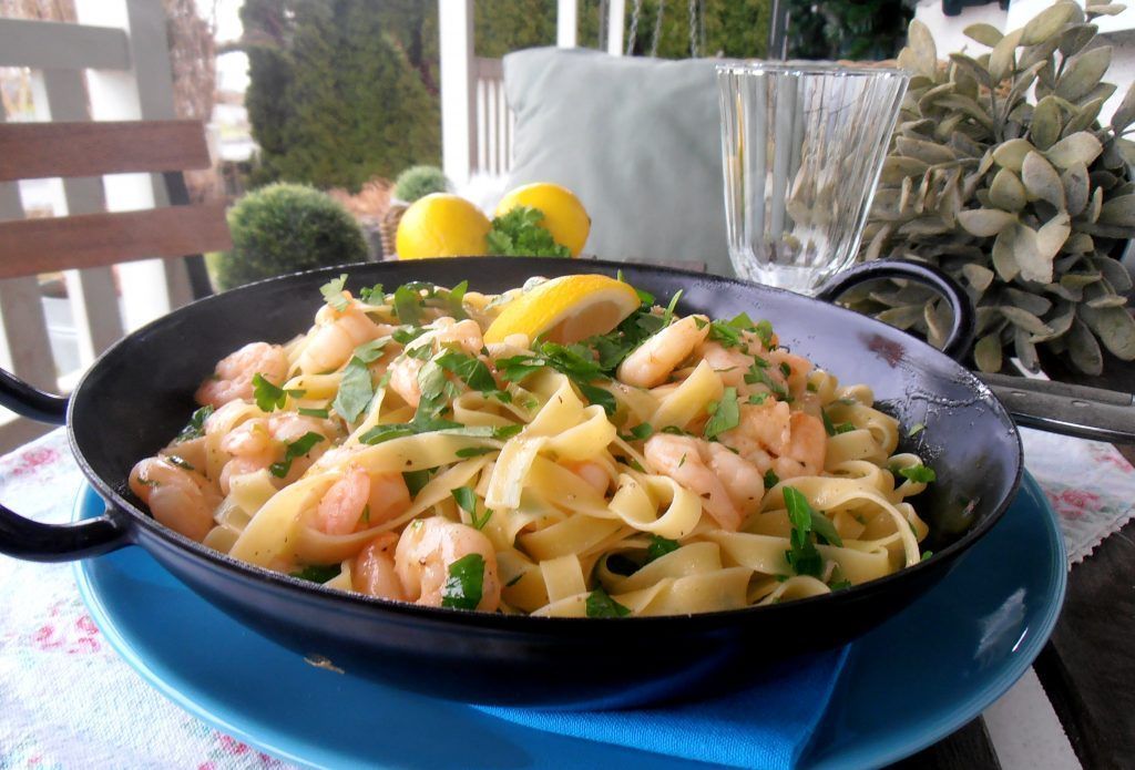 Tagliatelle mit Knoblauchgarnelen
