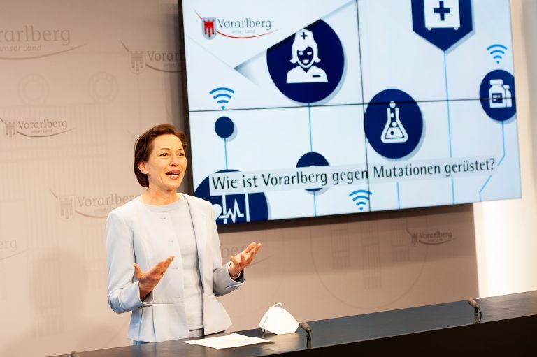 Landesrätin Rüscher warnt vor Mutationen.<span class="copyright"> VLK/Serra</span>