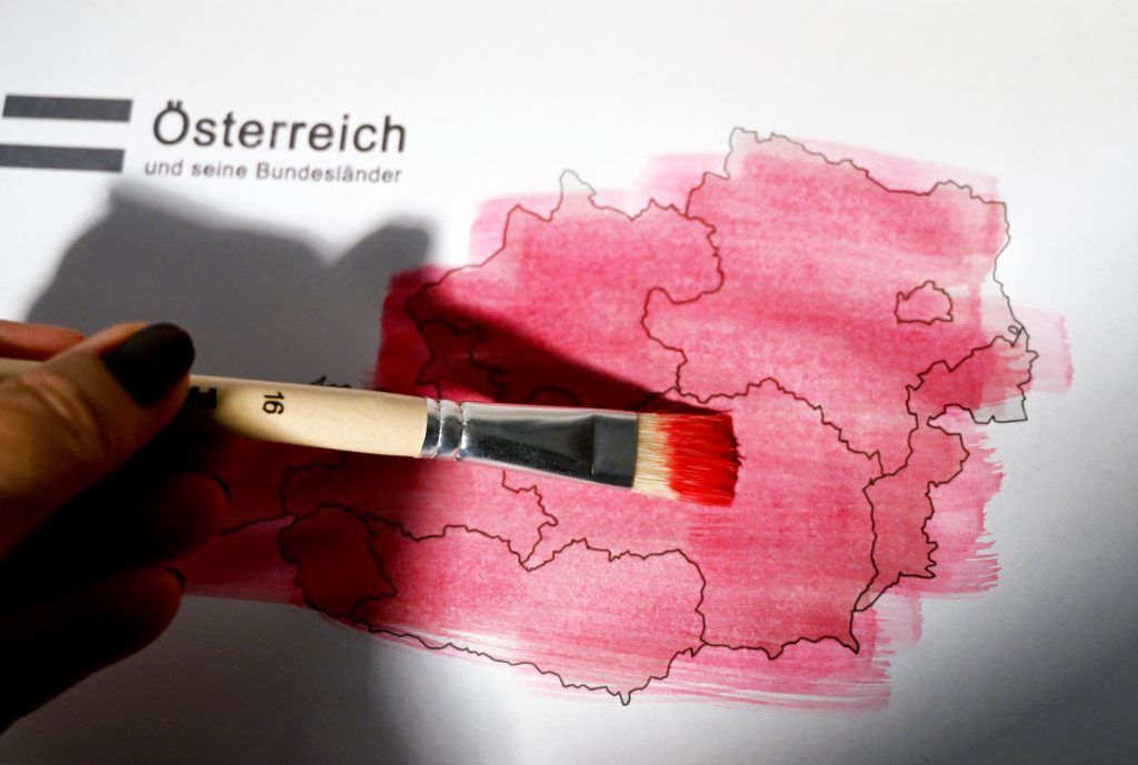 Ganz Österreich steht wieder auf Rot