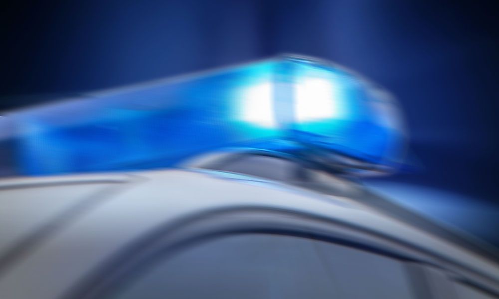 Großfahndung nach Schüssen auf Straße