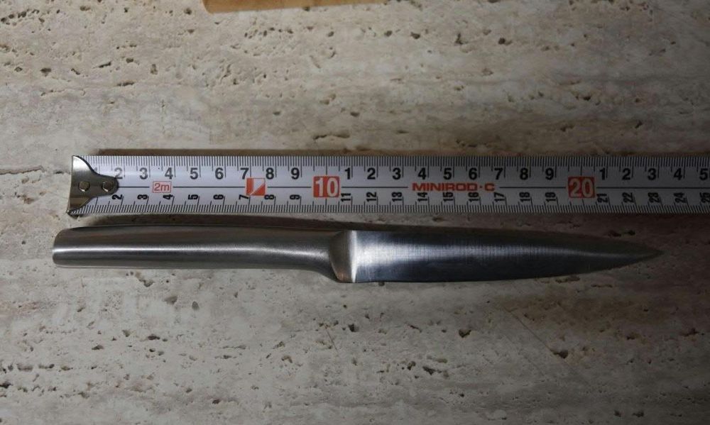 Freundin geschlagen und mit Messer bedroht