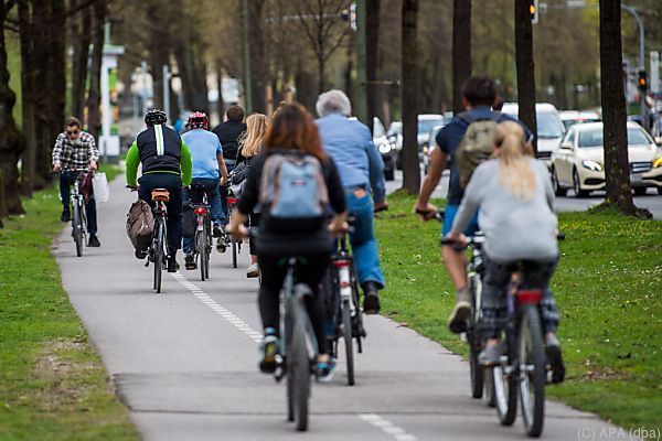 Fahrrad-Boom treibt Sporthandel an