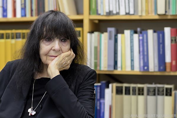 Trauerfeier für Friederike Mayröcker am 17. Juni
