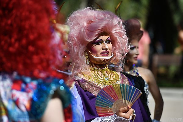 Tausende bei Gay-Pride-Parade in Rom