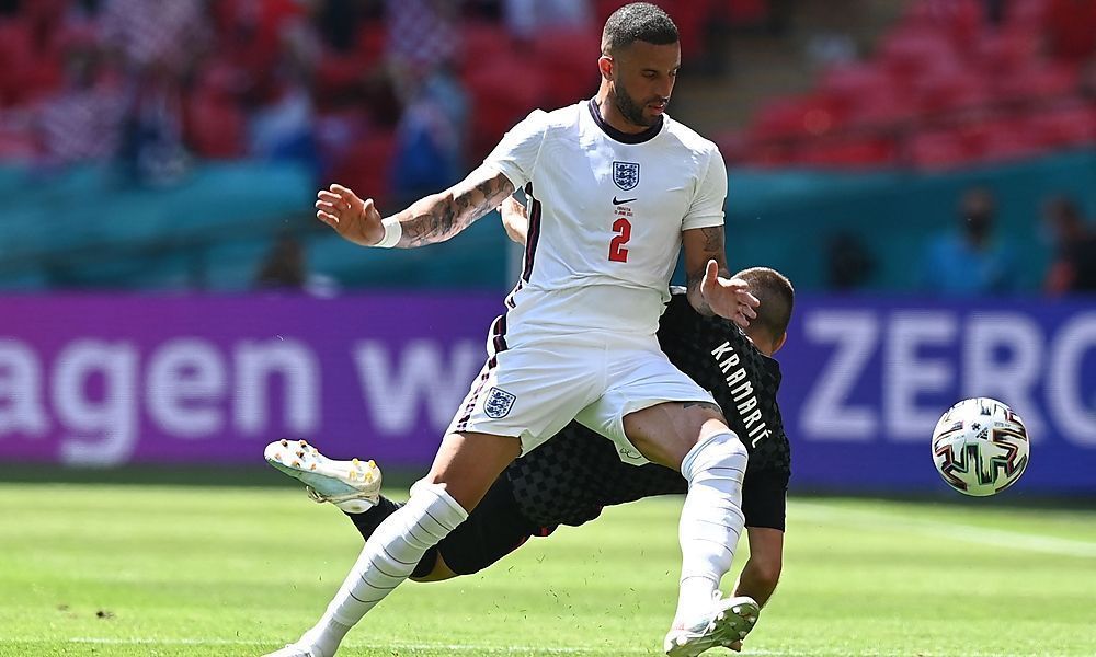 Sterling schoss England zu Premierensieg