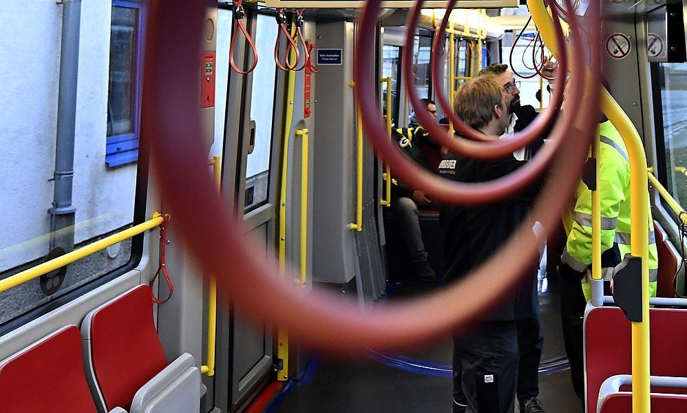 Toter fuhr 6 Stunden mit der Straßenbahn