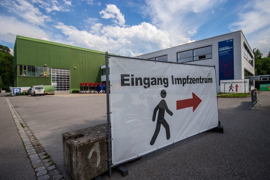 Covid-Impfung: Ab Juli übernehmen Hausärzte