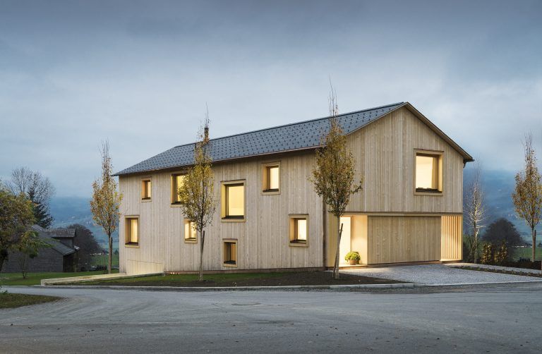 Das Wohnhaus der Familie Riedmann in Schwarzenberg wurde beim Holzbaupreis ebenfalls eingereicht. <span class="copyright">Imanuel Schnabel</span>