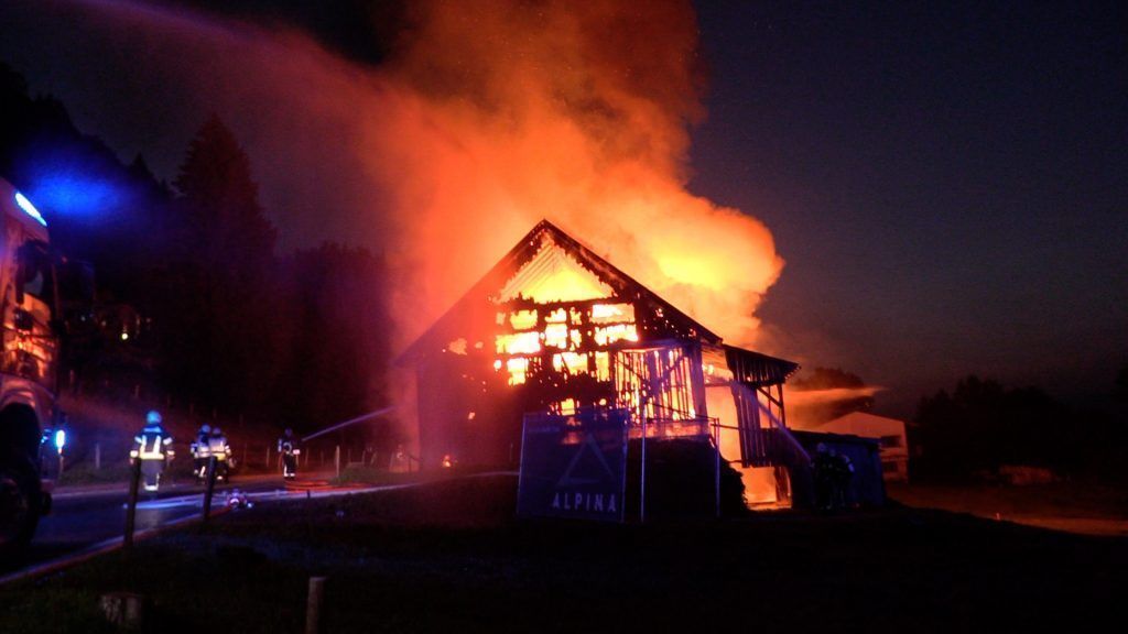 Unbewohntes Haus in Bregenz komplett ausgebrannt
