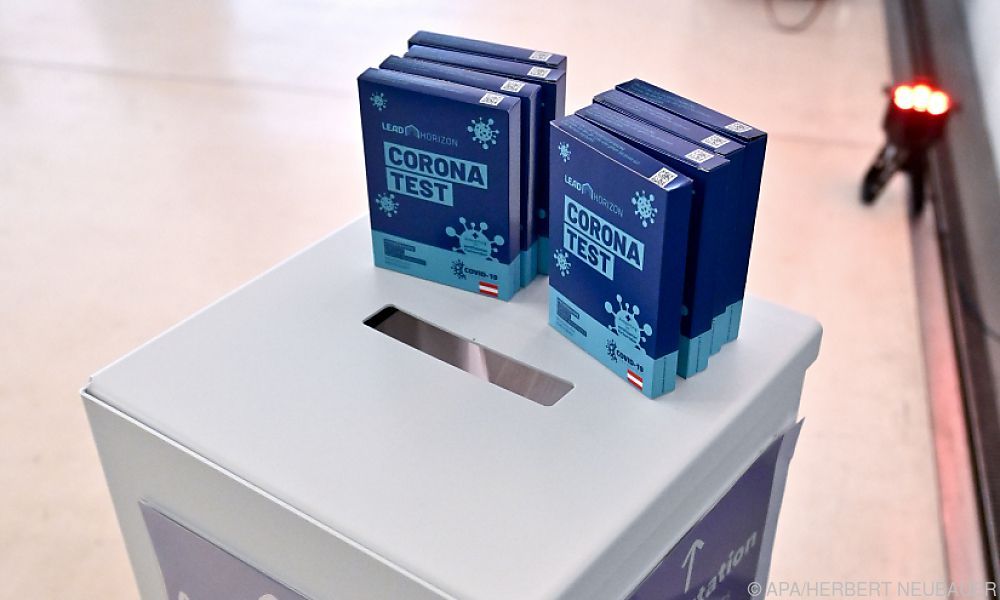Debatte über kostenpflichtige Tests