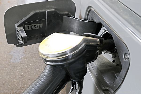 Sprit und Heizöl trieben Haushaltsenergiepreise nach oben