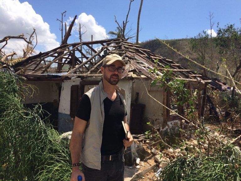 Robert Moosbrugger 2016 nach dem Hurrikan „Matthew“ in Haiti. <span class="copyright">Moosbrugger</span>