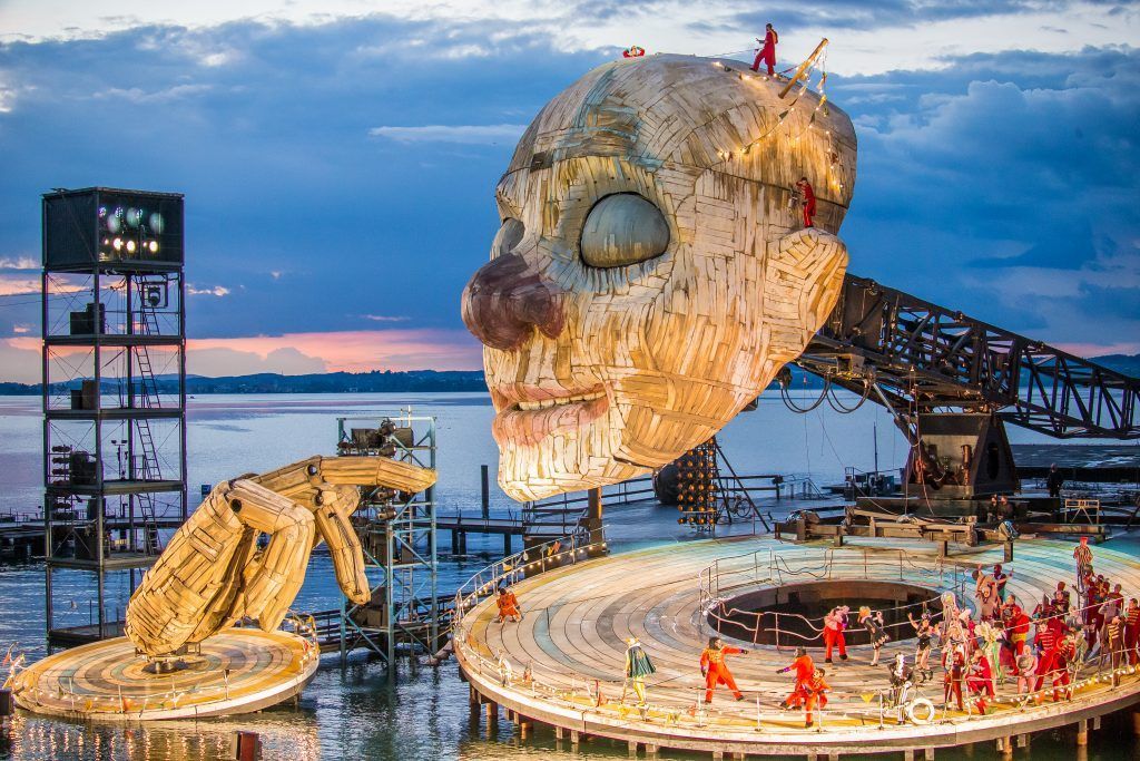 „Rigoletto“-Besucherin mit Corona infiziert