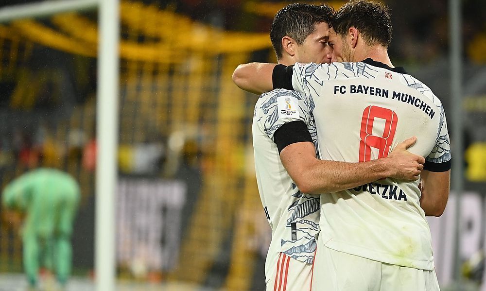 Lewandowski schießt Bayern zum ersten Titel