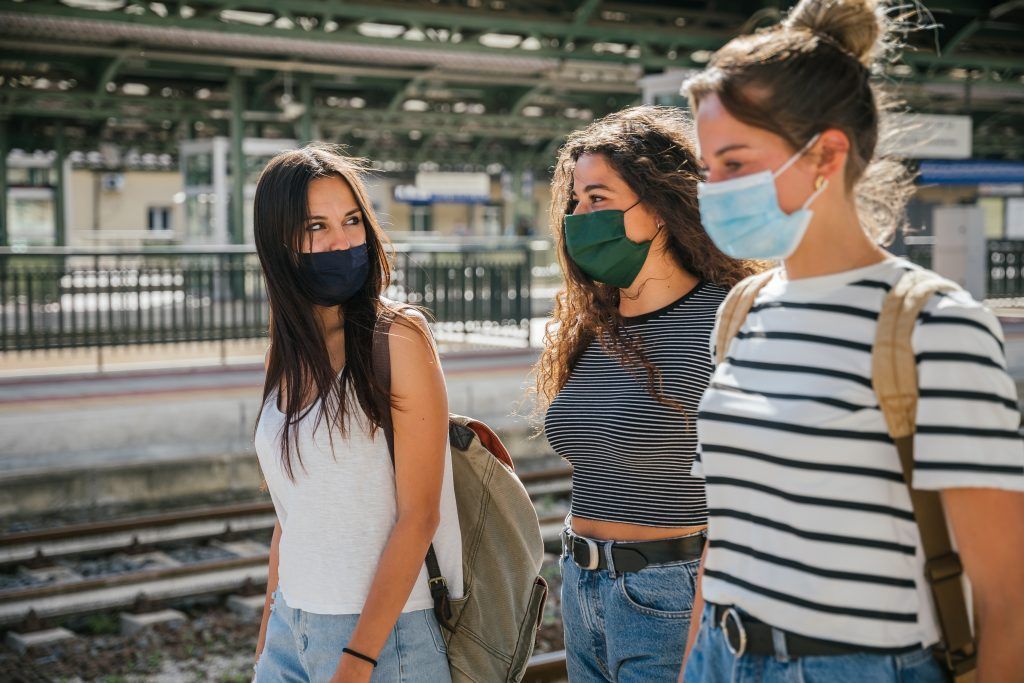 Sommer, Sonne, Maskenpflicht