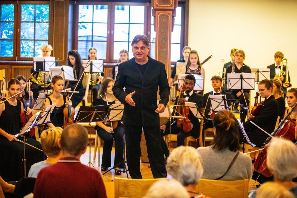 Standing Ovations beim Quarta-Konzertauftakt