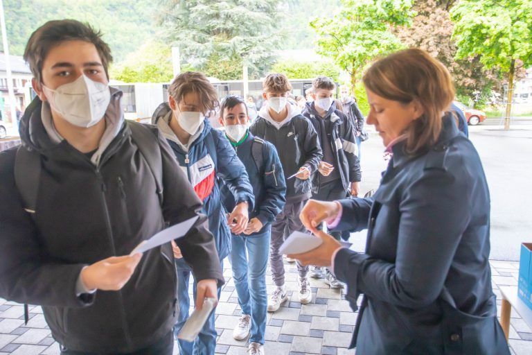 In den ersten drei Wochen werden alle Schüler getestet. <span class="copyright">Hartinger</span>