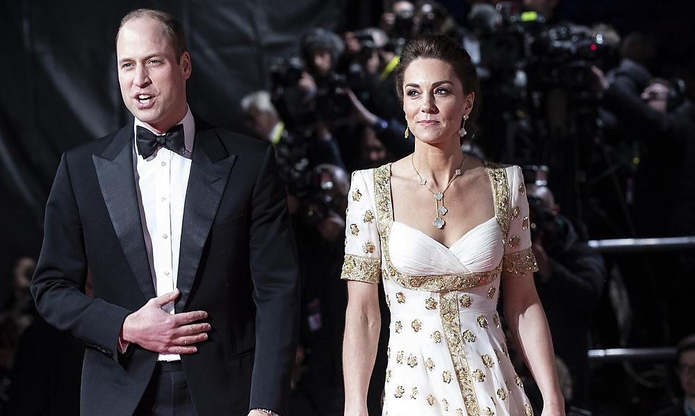 Royaler Aufmarsch bei der Bond-Premiere