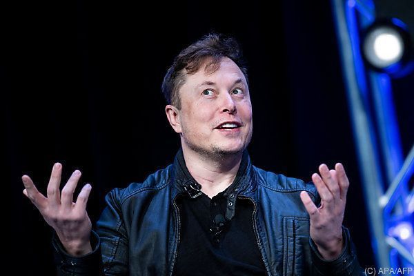 Musk verlegt Tesla-Sitz nach Texas