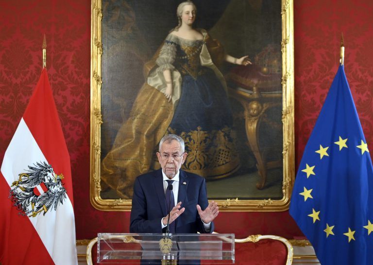 Bundespräsident Alexander Van der Bellen gab am Freitag ein Statement ab.<span class="copyright">APA</span>