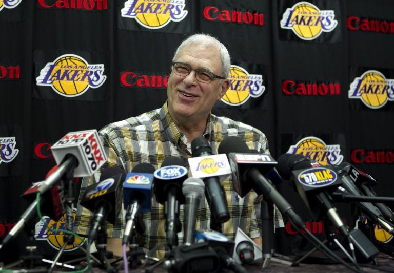 Der erfolgreichste Trainer der NBA-Geschichte mit elf Meistertiteln: Phil Jackson. <span class="copyright">Hong</span>