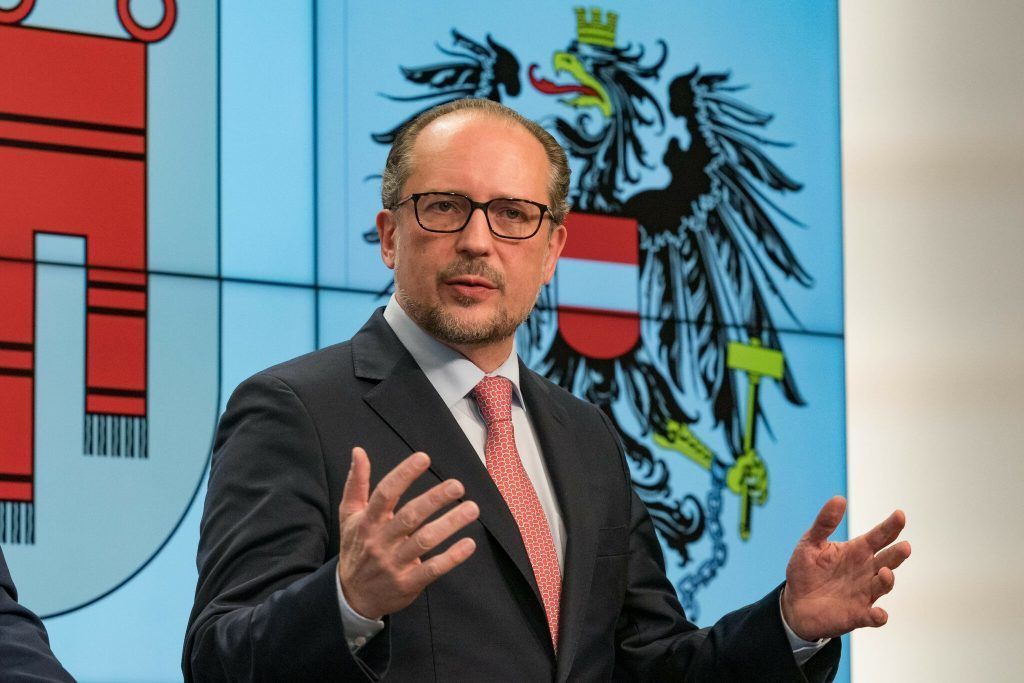 Kanzler: &#8220;Hoffe, dass die Drohkulisse Wirkung zeigt&#8221;
